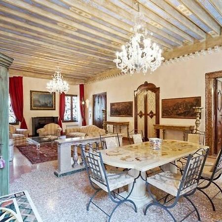 Doge Palace Luxury Apartment - Cannaregio เวนิส ภายนอก รูปภาพ