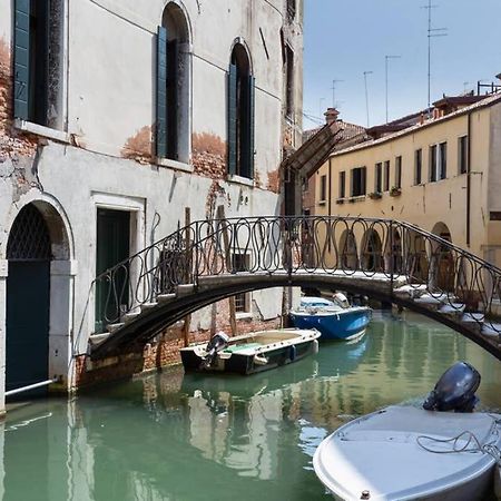 Doge Palace Luxury Apartment - Cannaregio เวนิส ภายนอก รูปภาพ
