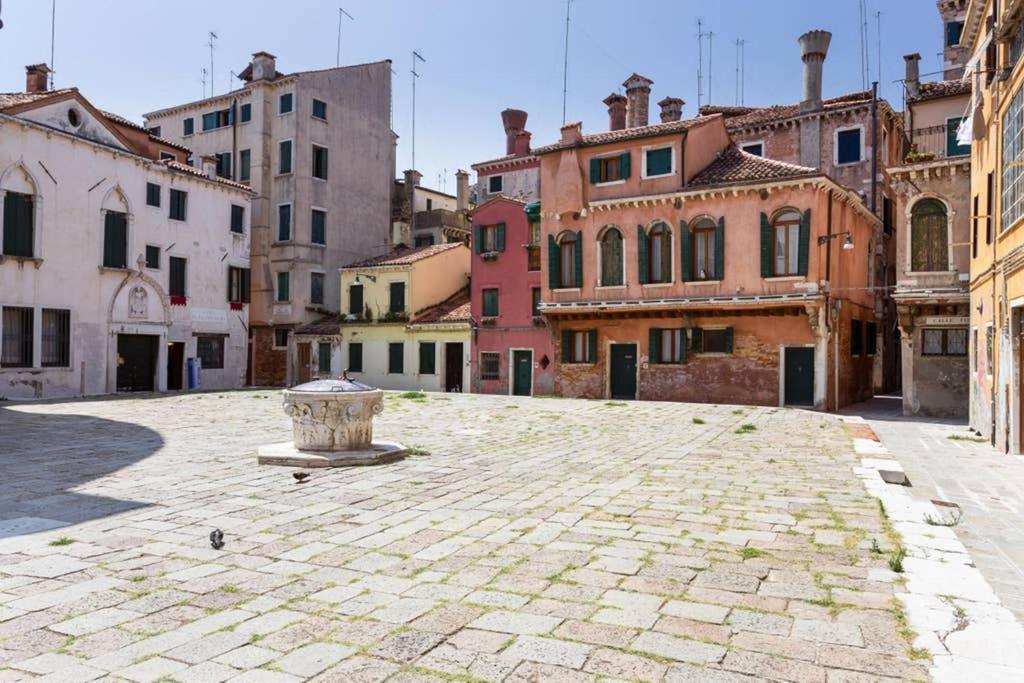 Doge Palace Luxury Apartment - Cannaregio เวนิส ภายนอก รูปภาพ