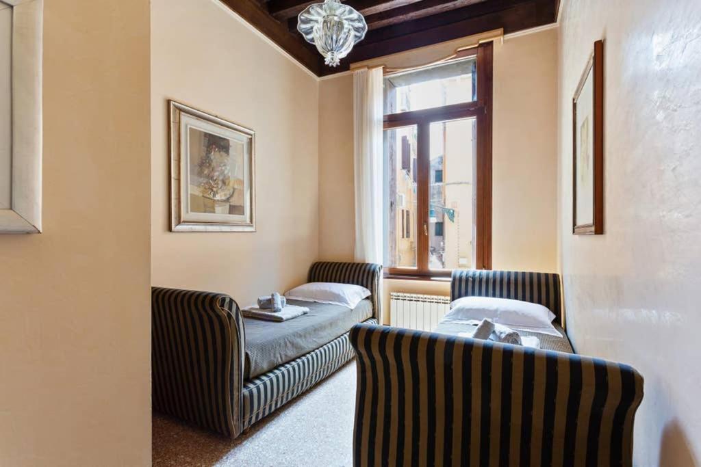 Doge Palace Luxury Apartment - Cannaregio เวนิส ภายนอก รูปภาพ